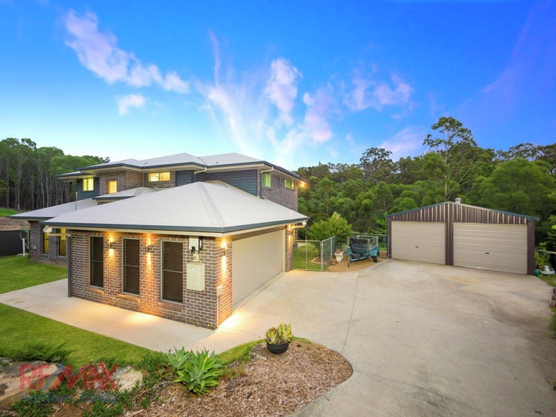 9 Hugh Place, Cashmere QLD 4500