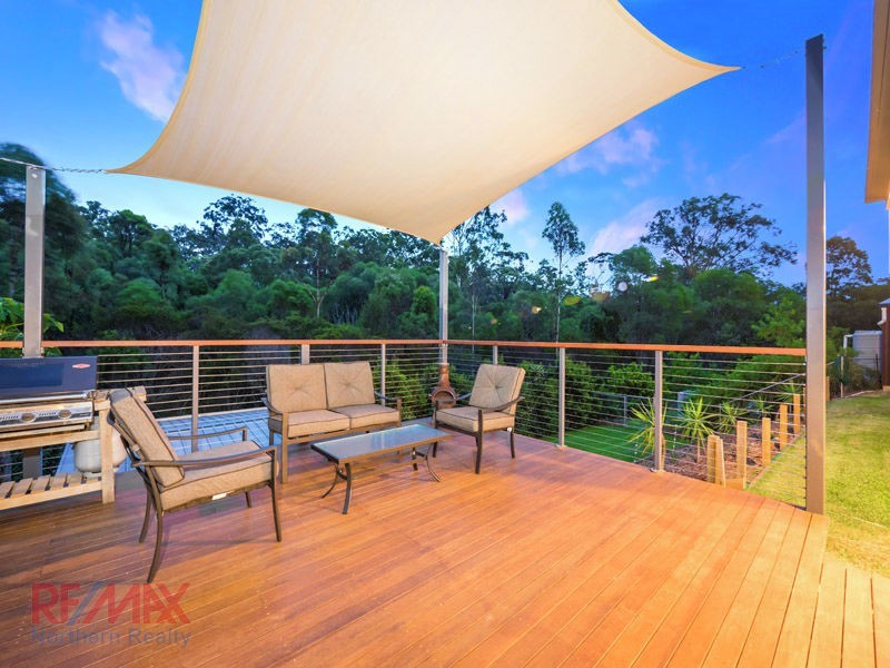 9 Hugh Place, Cashmere QLD 4500