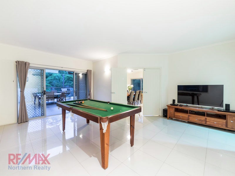 9 Hugh Place, Cashmere QLD 4500