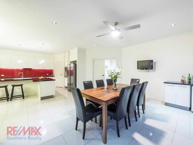 9 Hugh Place, Cashmere QLD 4500