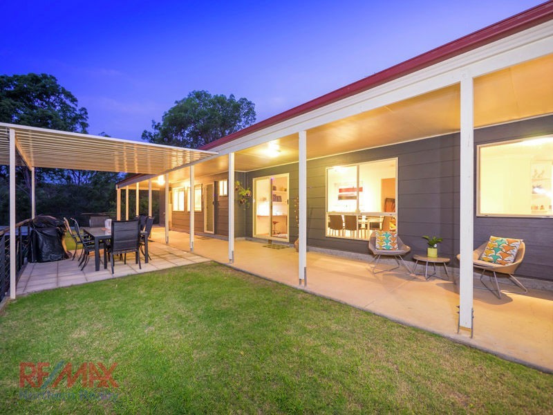 8 Willem Dve, Draper QLD 4520