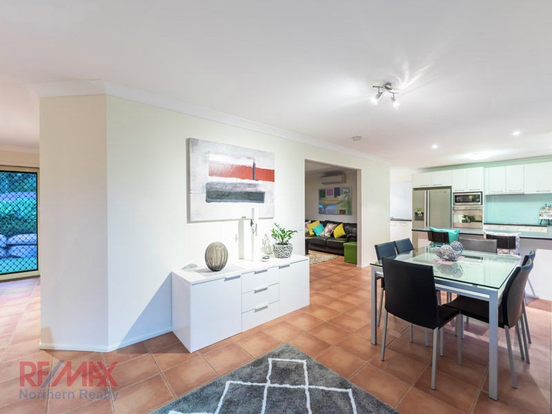 8 Willem Dve, Draper QLD 4520