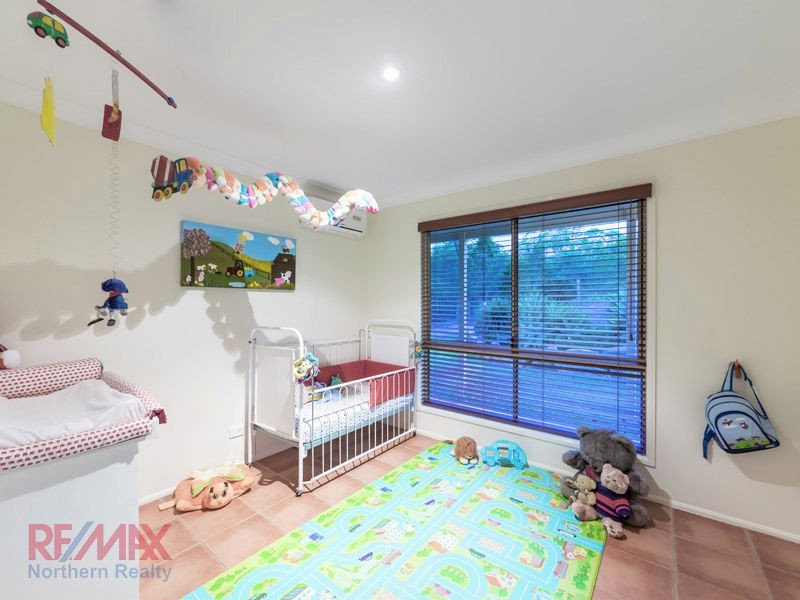 8 Willem Dve, Draper QLD 4520