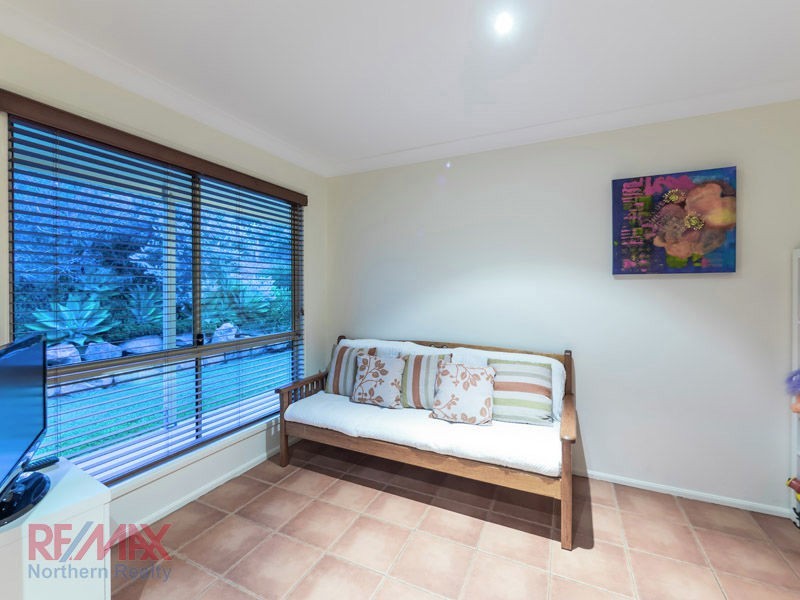 8 Willem Dve, Draper QLD 4520