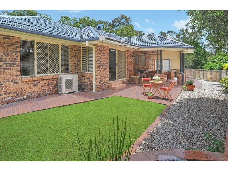 2 Highland Place, Bridgeman Downs QLD 4035