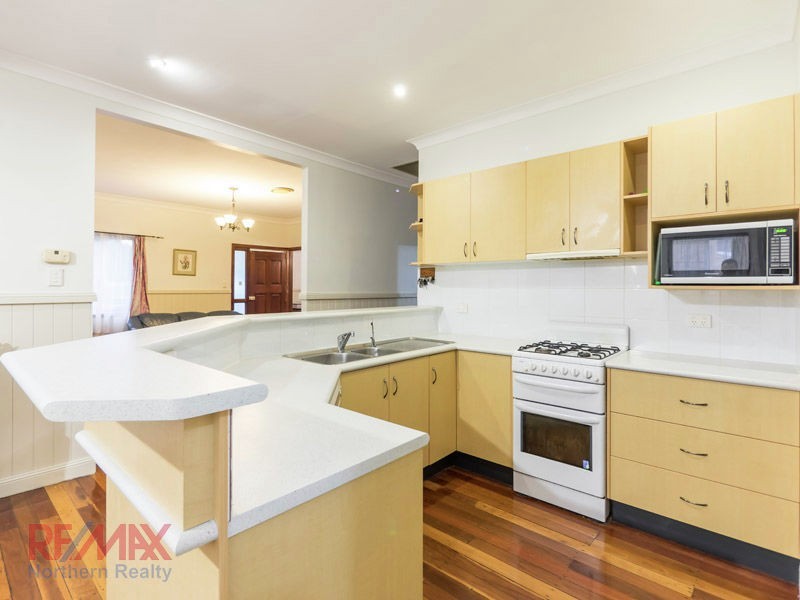 18 Slater Ave, Lawnton QLD 4501