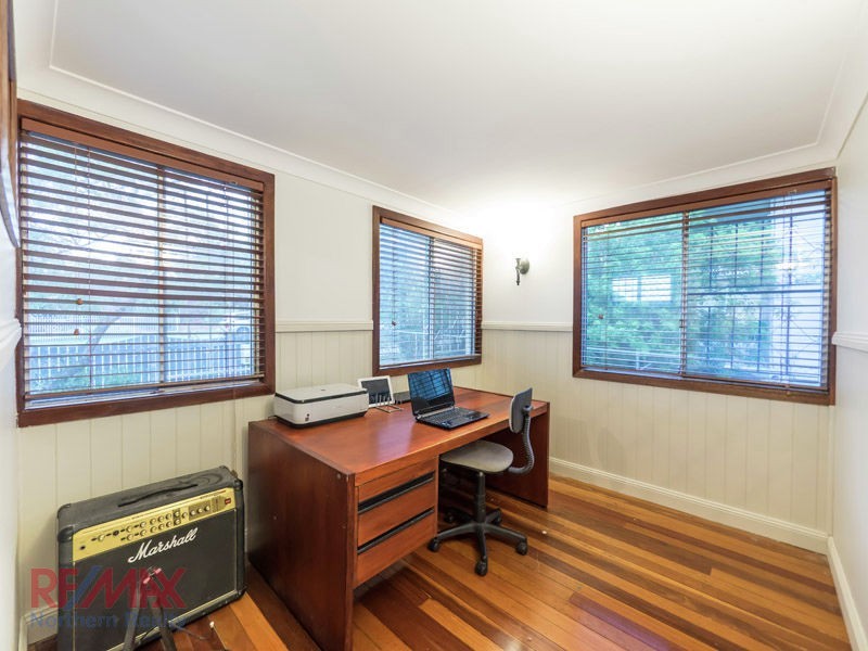 18 Slater Ave, Lawnton QLD 4501