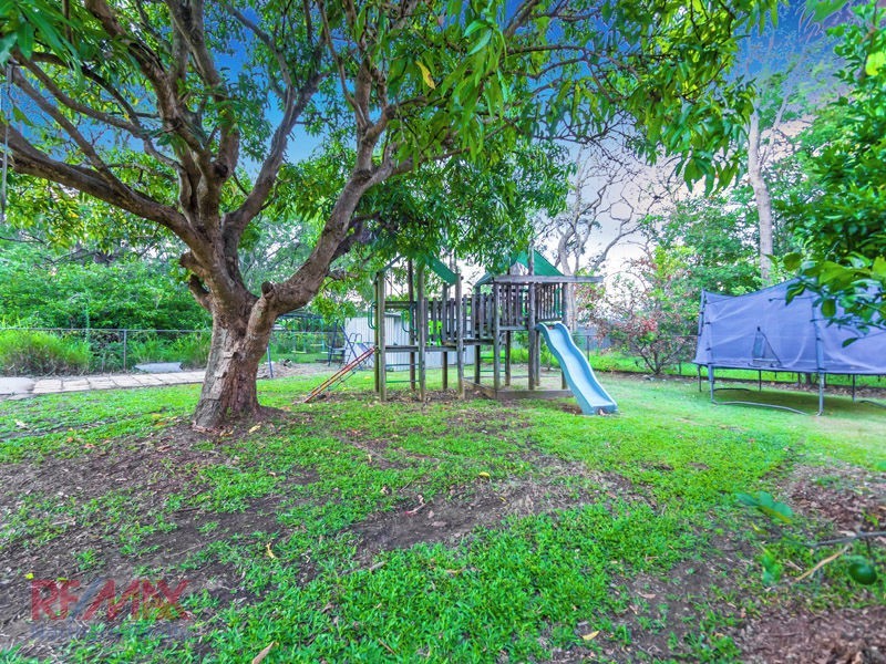 18 Slater Ave, Lawnton QLD 4501