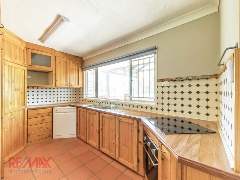 34 Jacaranda Drive, Albany Creek QLD 4035