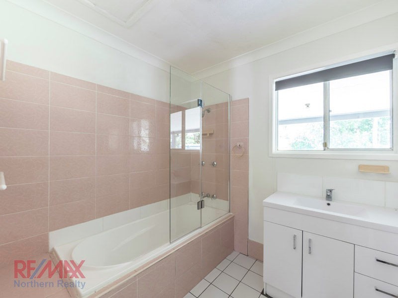 34 Jacaranda Drive, Albany Creek QLD 4035