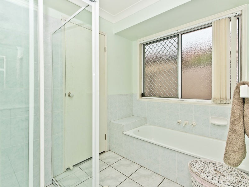 26 Glenlyon Court, Albany Creek QLD 4035