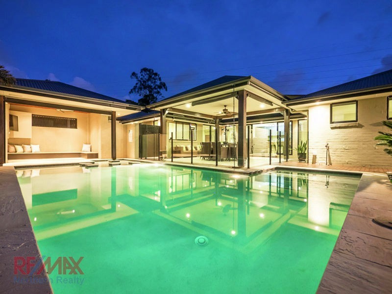 2 Diorama Ct, Eatons Hill QLD 4037