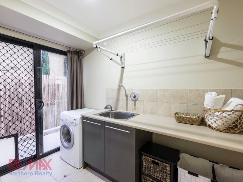 2 Diorama Ct, Eatons Hill QLD 4037