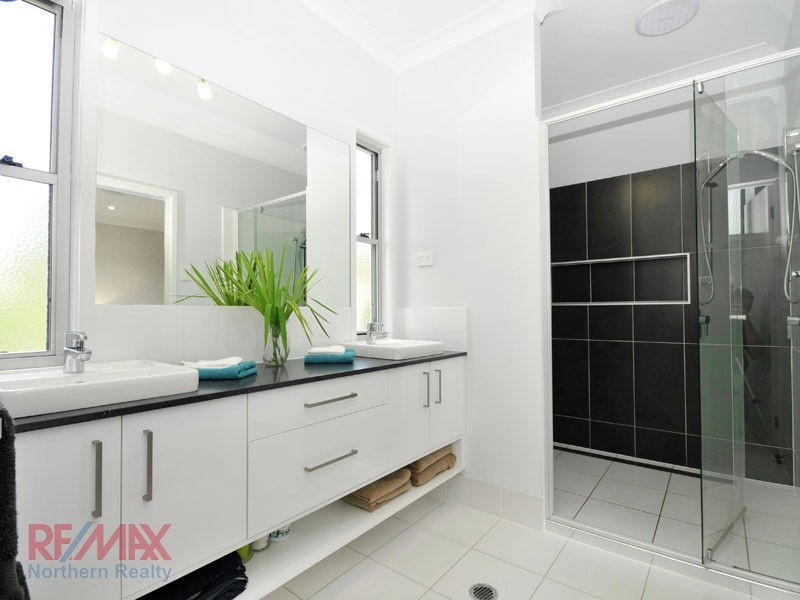 72 Wilga Drive, Bunya QLD 4055