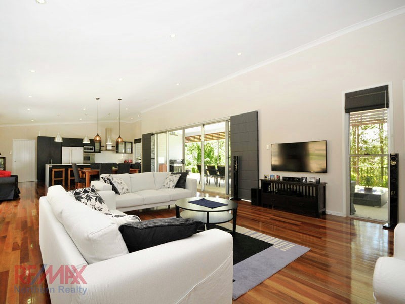 72 Wilga Drive, Bunya QLD 4055