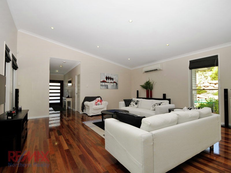 72 Wilga Drive, Bunya QLD 4055