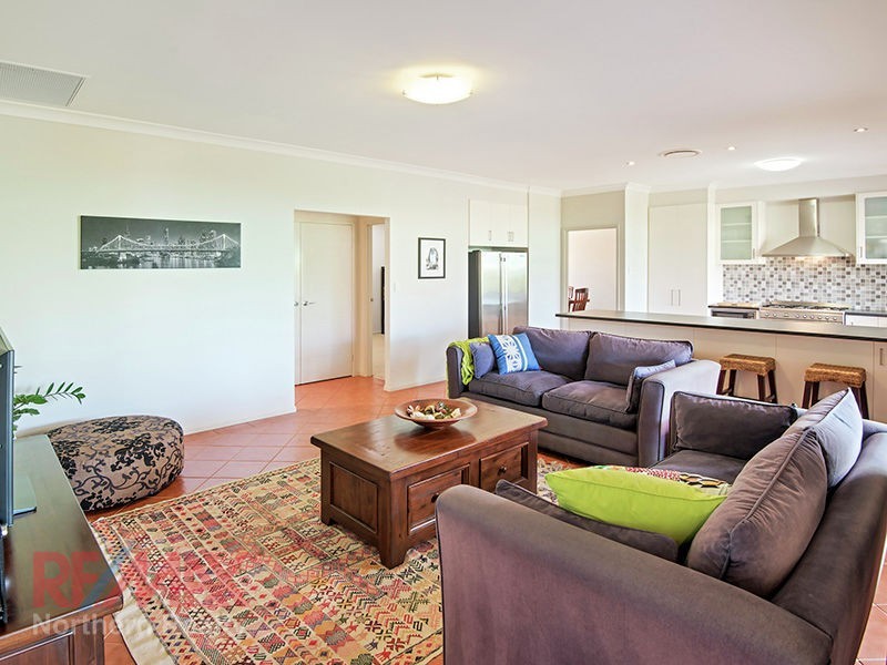 21 Atoll Crescent, Eatons Hill QLD 4037