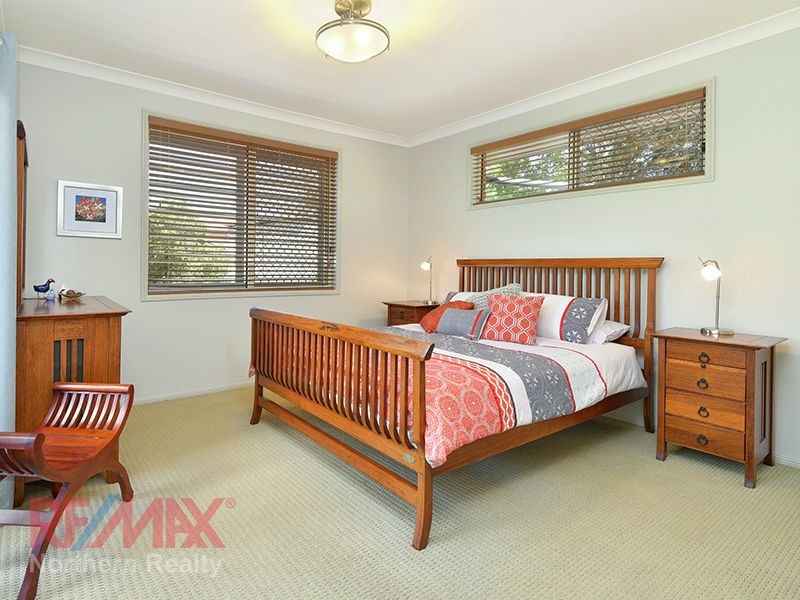 21 Atoll Crescent, Eatons Hill QLD 4037