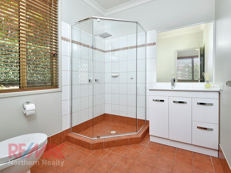 21 Atoll Crescent, Eatons Hill QLD 4037