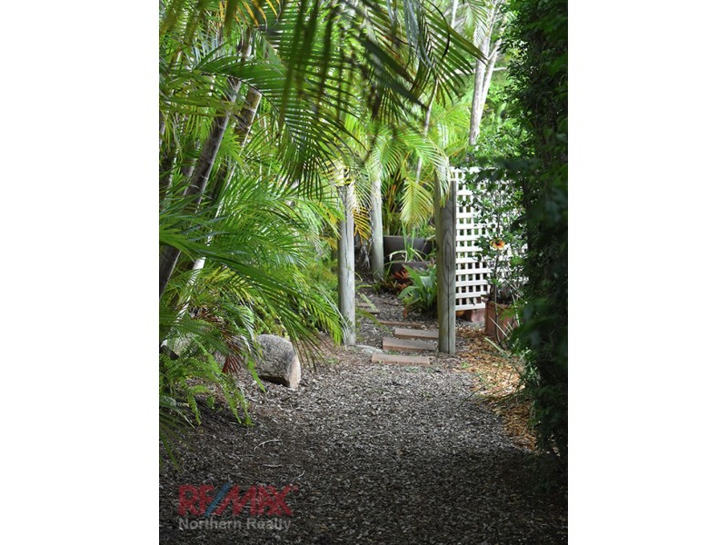 21 Atoll Crescent, Eatons Hill QLD 4037