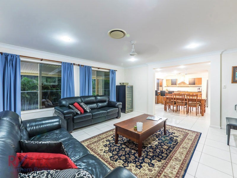 14 Lowai Ct, Albany Creek QLD 4035