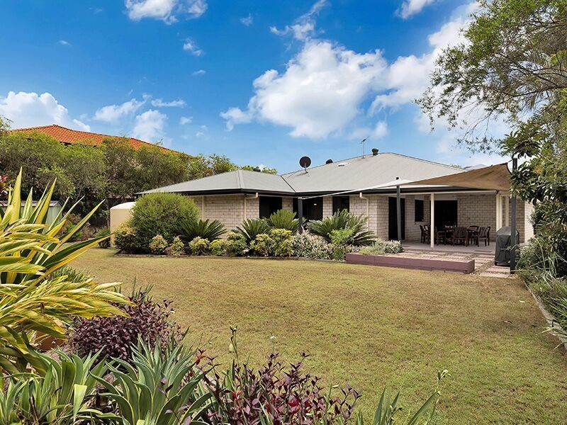 7 Pardalote Place, Cashmere QLD 4500
