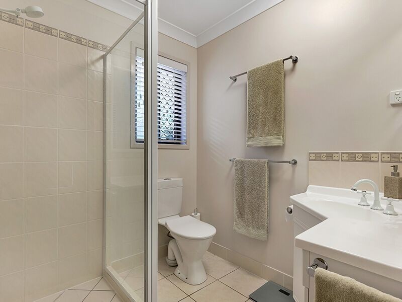 7 Pardalote Place, Cashmere QLD 4500