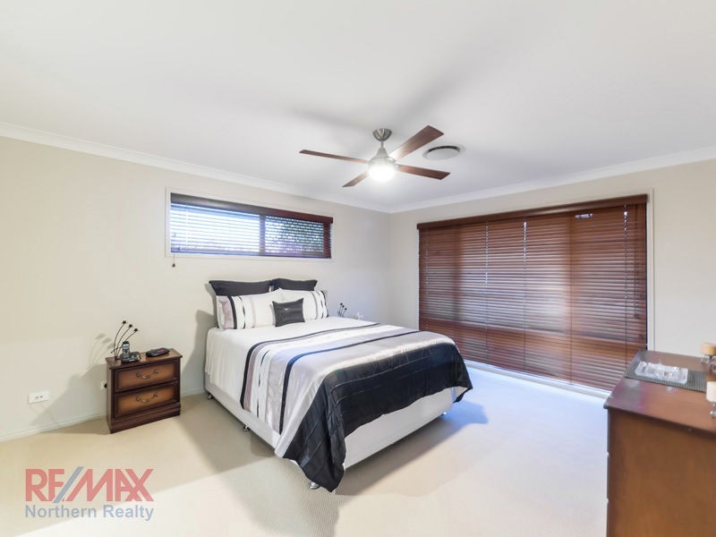 35 Links Cr, Joyner QLD 4500