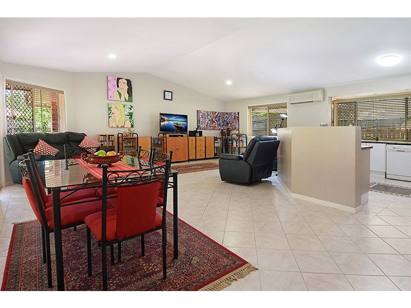 64 KARRI PLACE, Bridgeman Downs QLD 4035