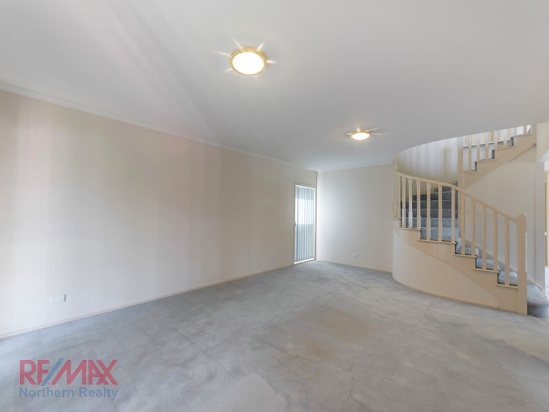 28 Karri Place, Bridgeman Downs QLD 4035