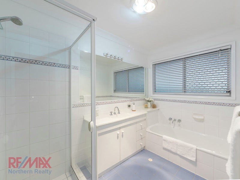 47 Oakmont Cres, Albany Creek QLD 4035