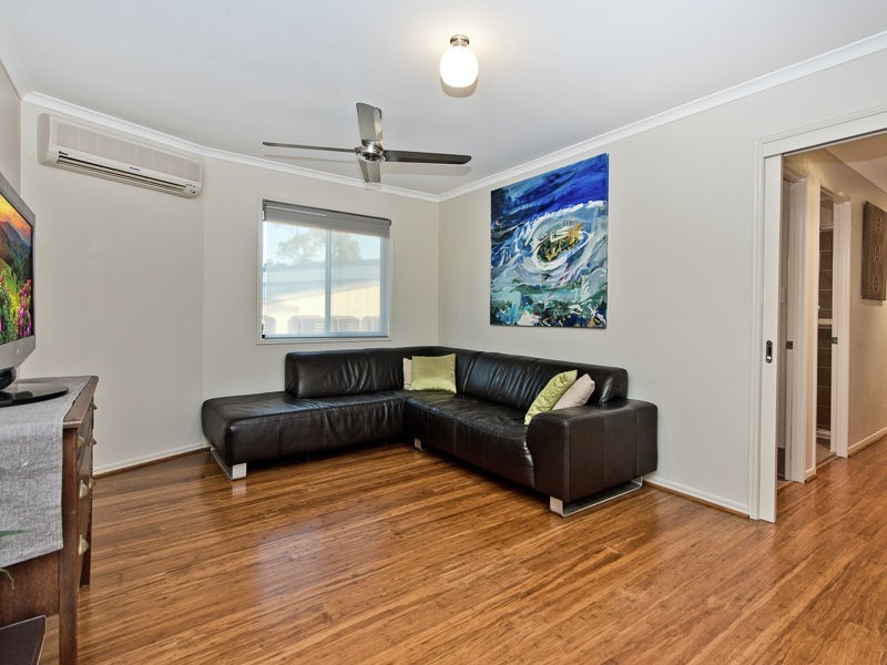 18 Alberic Court, Eatons Hill QLD 4037