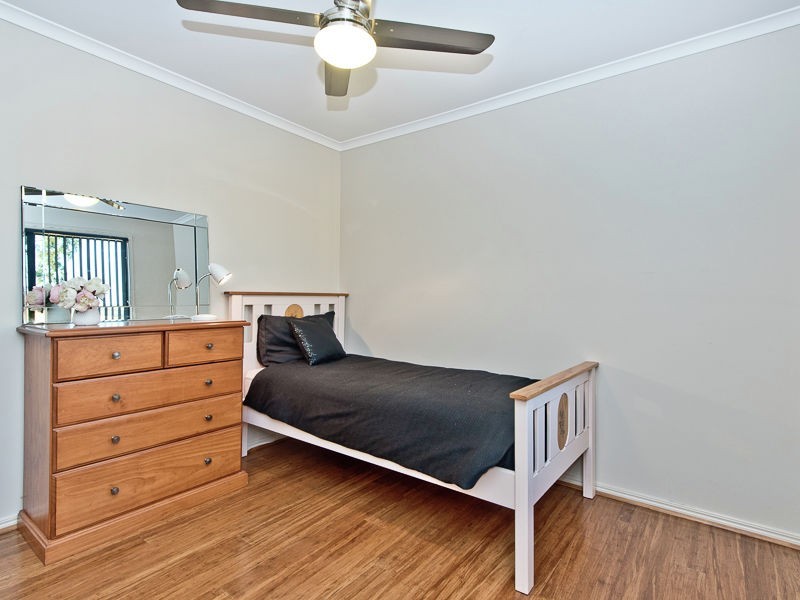 18 Alberic Court, Eatons Hill QLD 4037