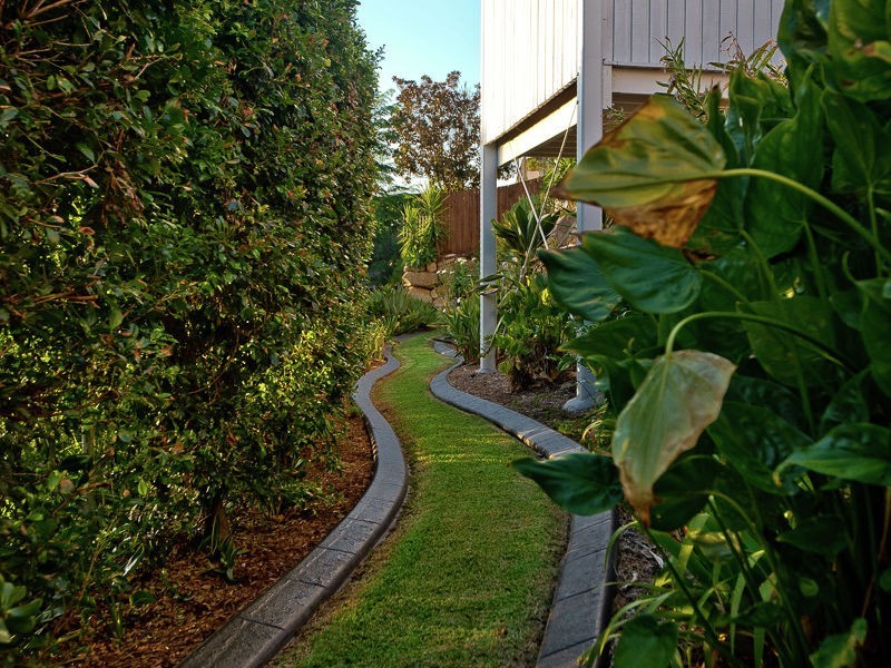 18 Alberic Court, Eatons Hill QLD 4037