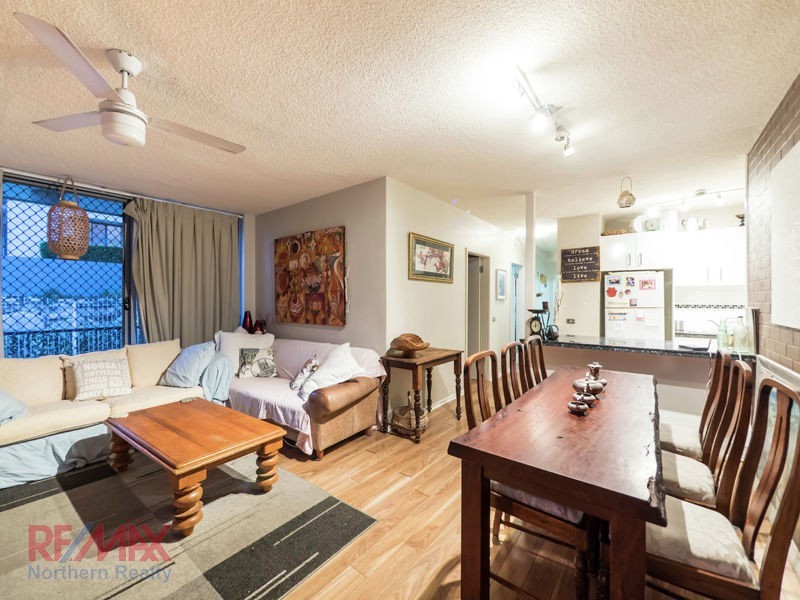 1/73 Marine Parade, Redcliffe QLD 4020