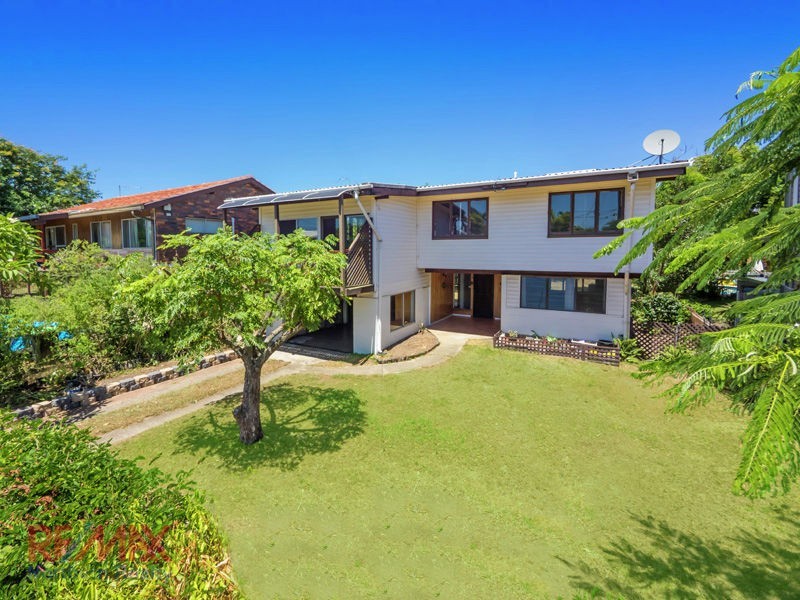 27 Fifteenth Avenue, Brighton QLD 4017