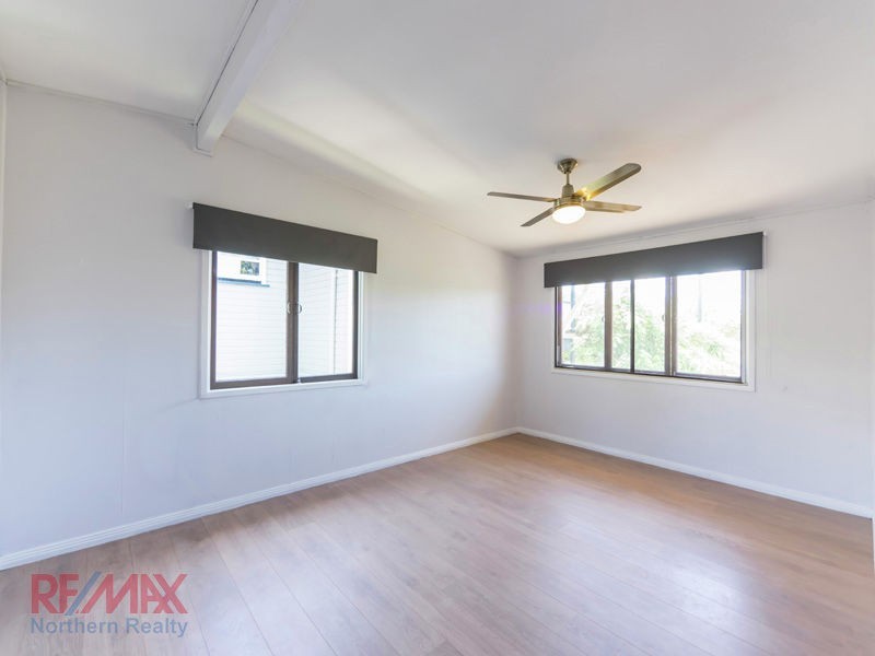 27 Fifteenth Avenue, Brighton QLD 4017