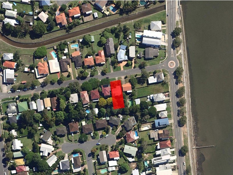 27 Fifteenth Avenue, Brighton QLD 4017