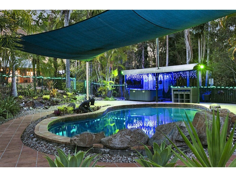 9 Lindale Court, Cashmere QLD 4500