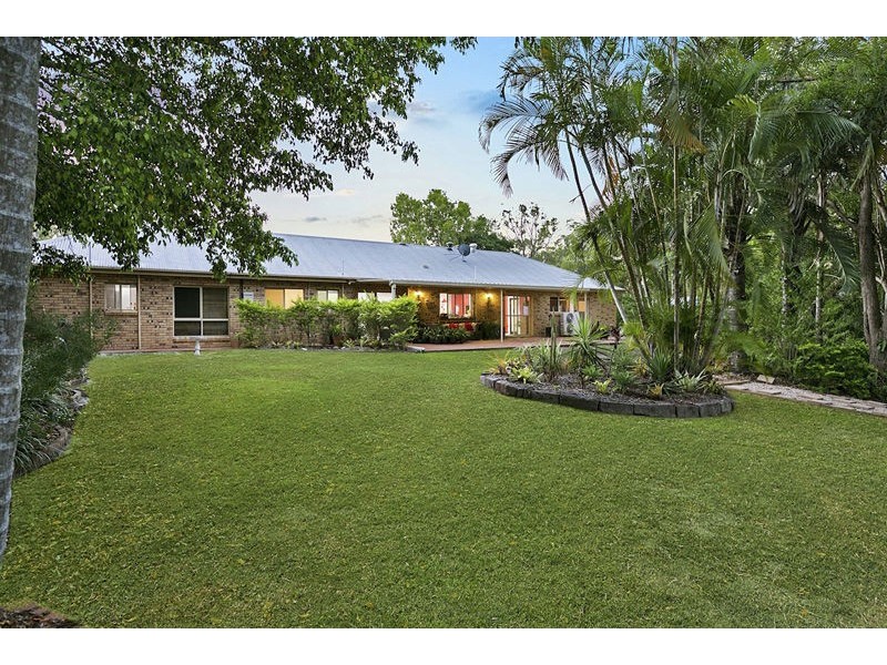 9 Lindale Court, Cashmere QLD 4500