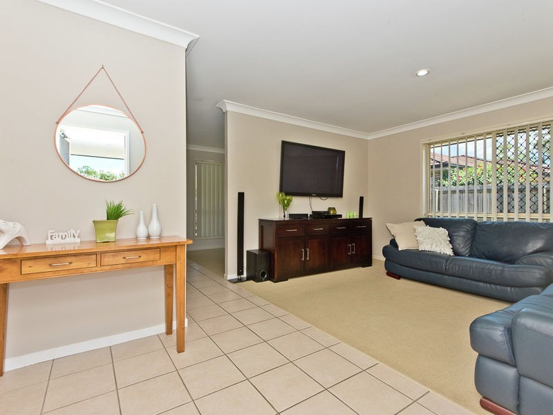 24 North Aston Court, Bray Park QLD 4500