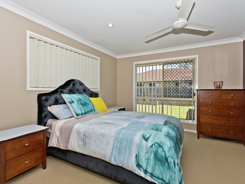 24 North Aston Court, Bray Park QLD 4500