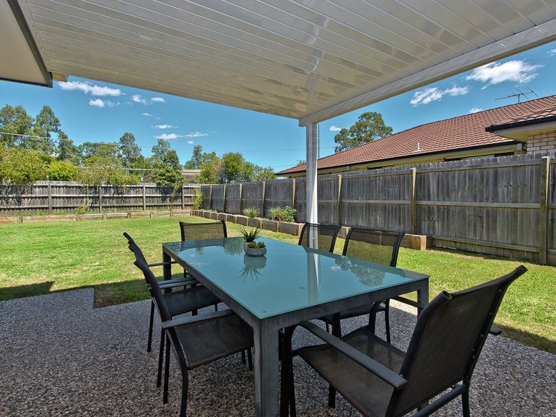 24 North Aston Court, Bray Park QLD 4500
