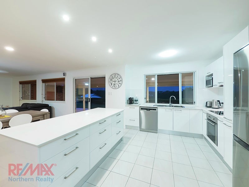 33 Cressbrook Drive, Albany Creek QLD 4035