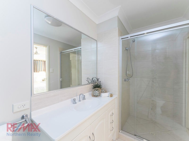 5 Lowai Ct, Albany Creek QLD 4035