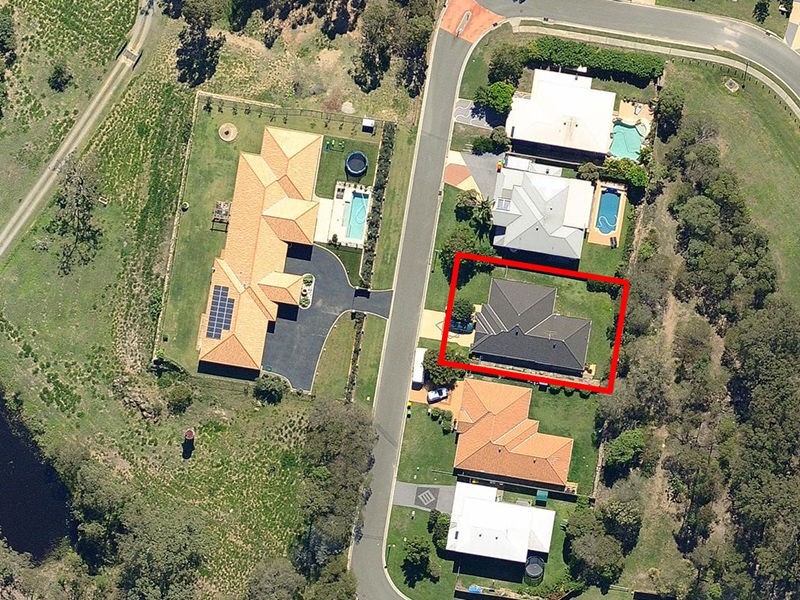 5 Lowai Ct, Albany Creek QLD 4035