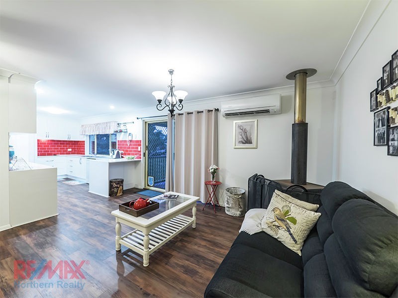 8 Gum Leaf Court, Albany Creek QLD 4035