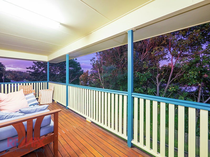 8 Gum Leaf Court, Albany Creek QLD 4035