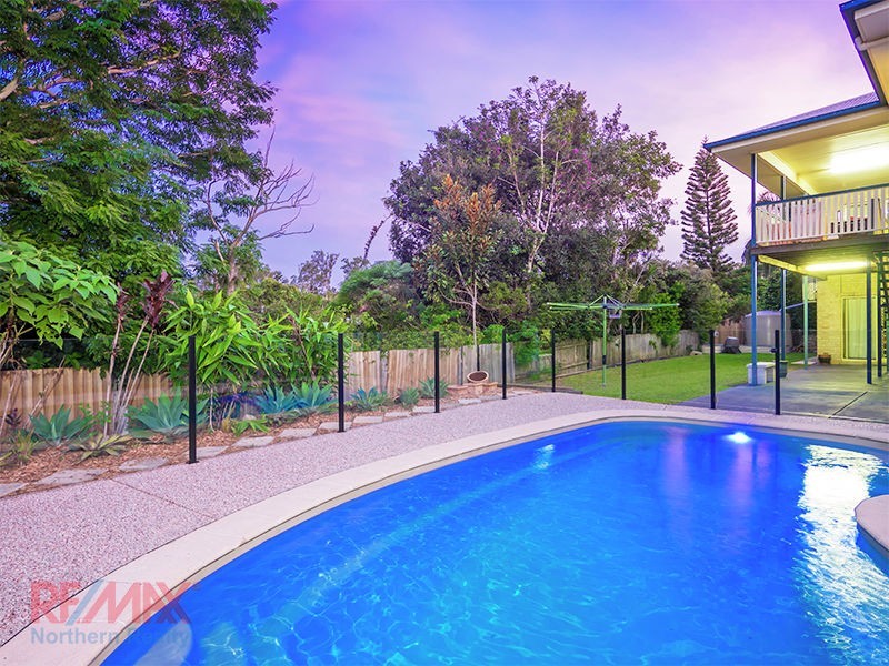 8 Gum Leaf Court, Albany Creek QLD 4035