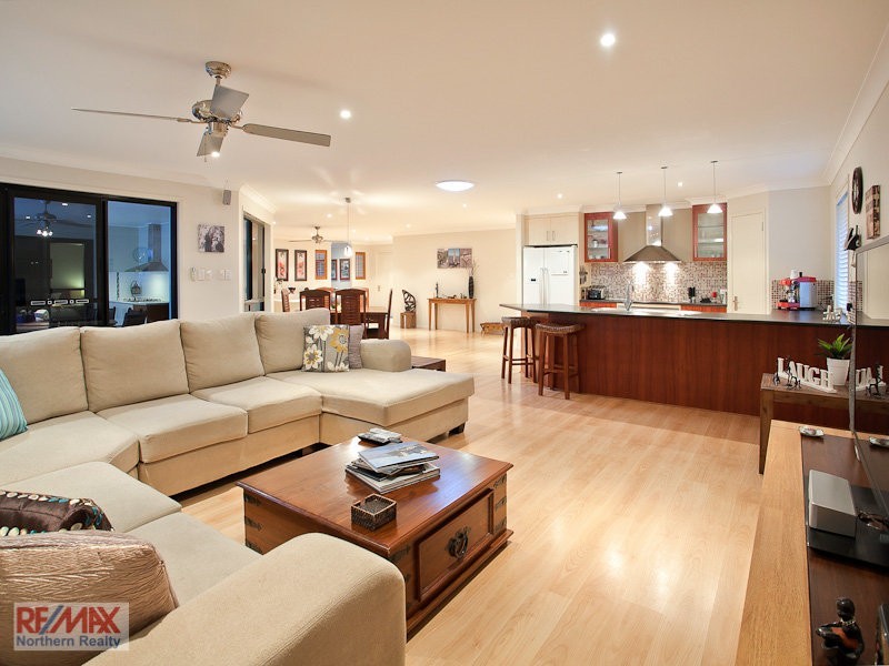 13 Bowerbird Ct, Cashmere QLD 4500